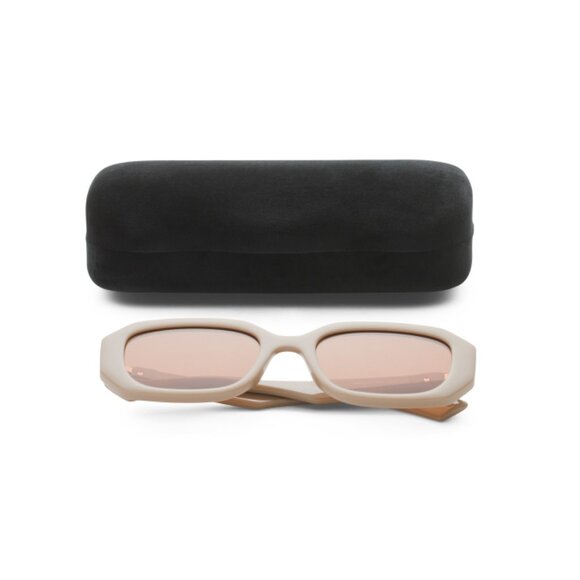 GUCCI Beige 54mm Square Sunglasses - Picture 1 of 2